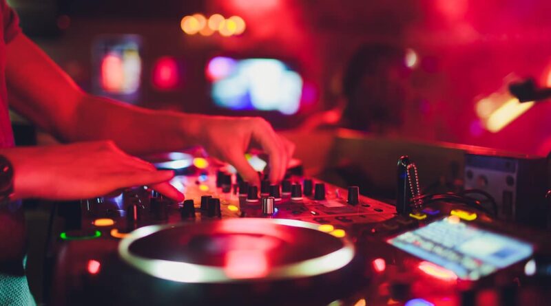 Mixing Magic: The Ultimate Guide to DJing in Los Angeles